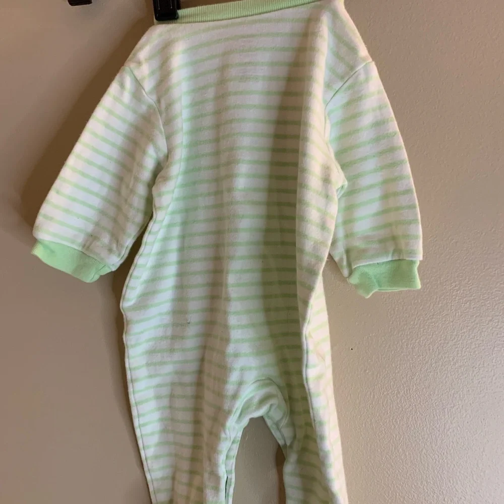Carter’s Just One Year light weight sleeper size 3 months